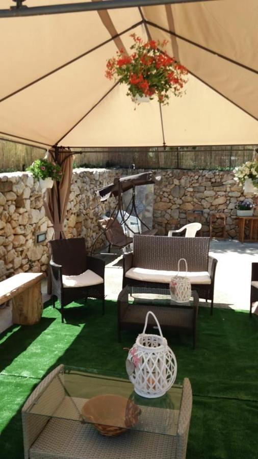 קאסטלמארה דל גולפו Appartamento In Villa Splendente מראה חיצוני תמונה